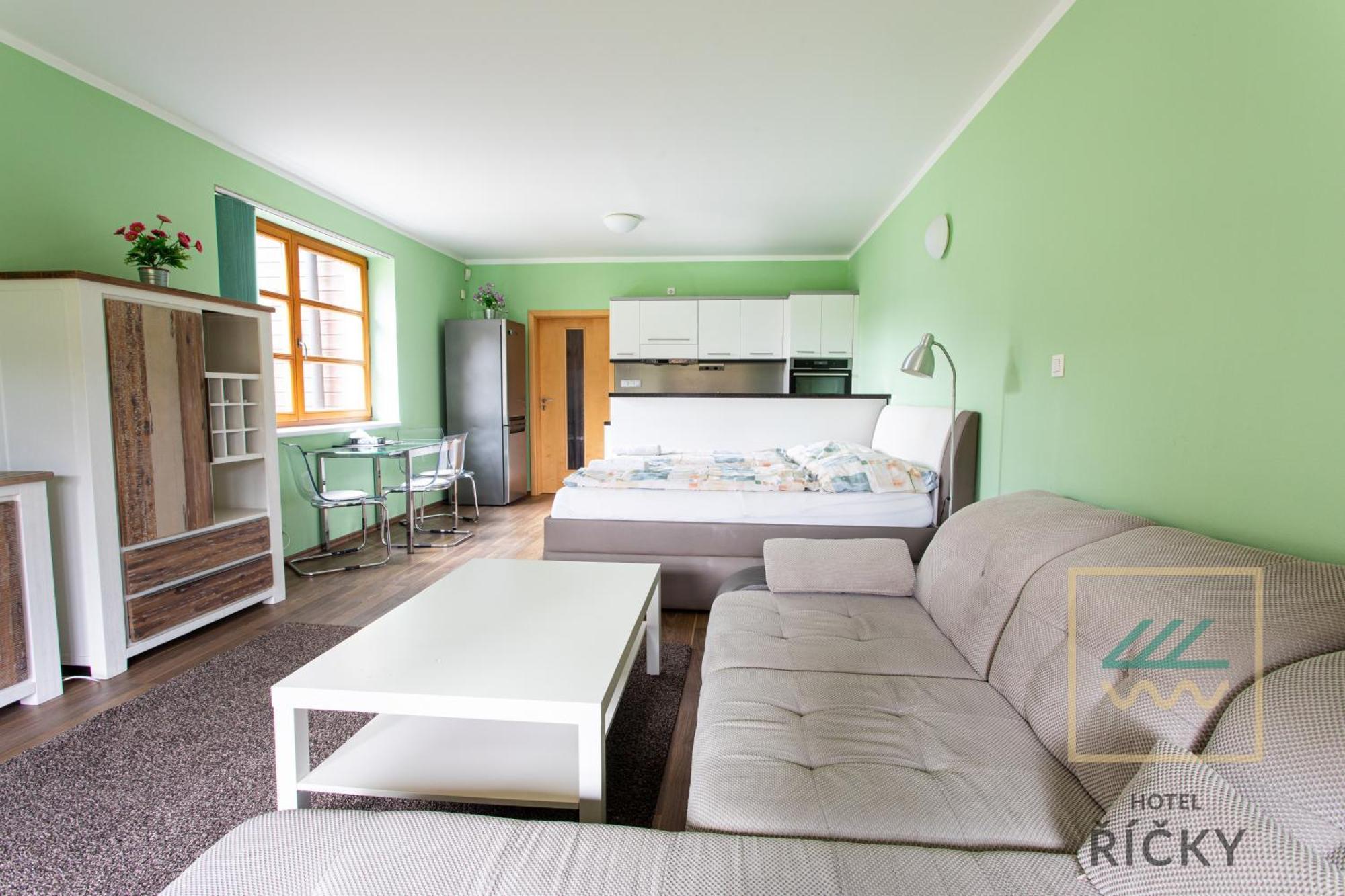 Apartmany Pod Zakletym - Hotel Ricky Екстер'єр фото