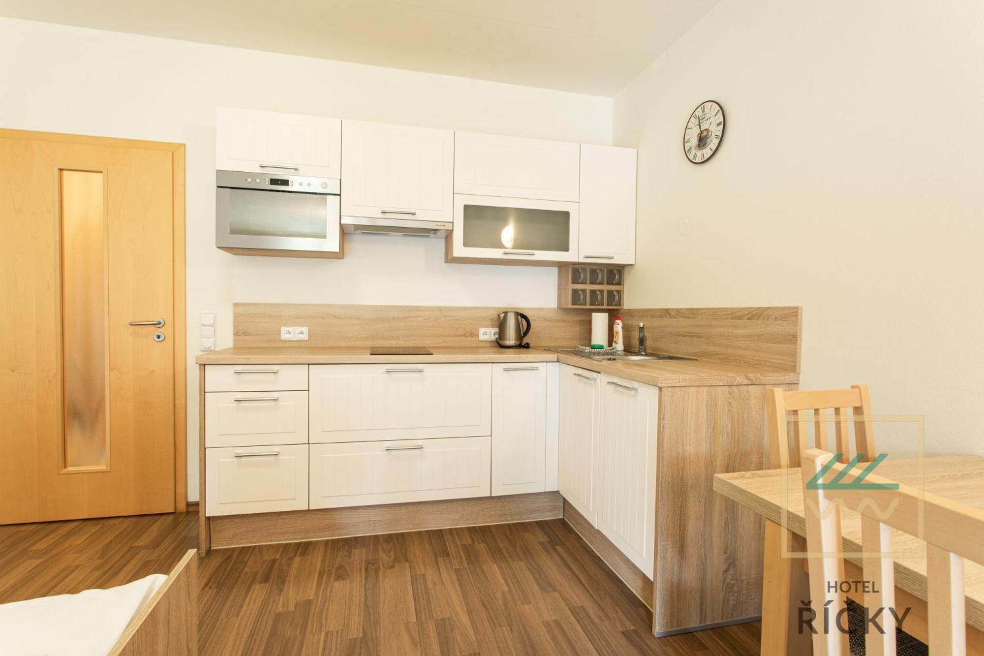 Apartmany Pod Zakletym - Hotel Ricky Екстер'єр фото